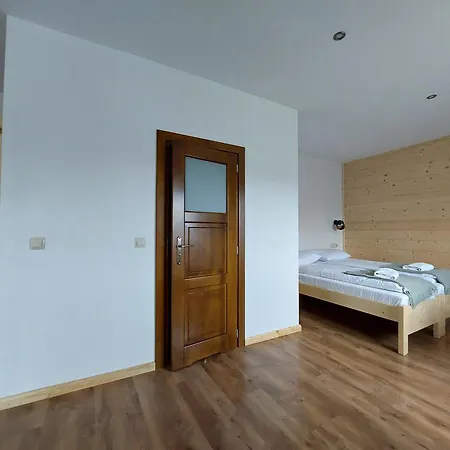 Alloggio in famiglia Goscinne Wierzbowka Przy Termach *