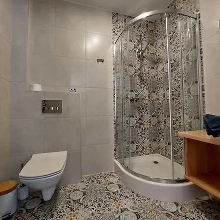 Goscinne Wierzbowka Przy Termach Witów