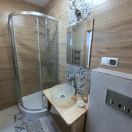 Goscinne Wierzbowka Przy Termach * Witów