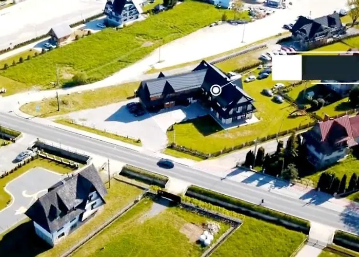 Goscinne Wierzbowka Przy Termach *