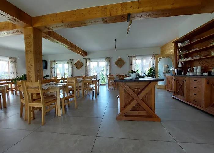 Goscinne Wierzbowka Przy Termach Witów