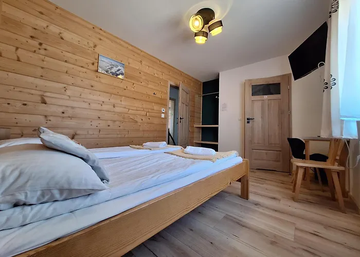 Goscinne Wierzbowka Przy Termach בית אירוח