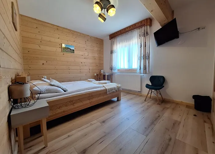 Goscinne Wierzbowka Przy Termach בית אירוח